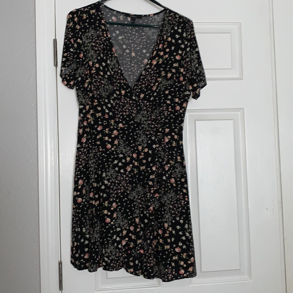 Forever 21 floral midi dress